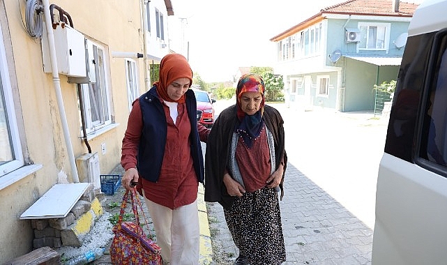 Kartepe’de Yaşlılar Yalnız Değil 1 kartepede yaslilar yalniz degil