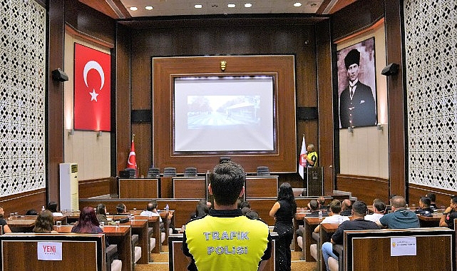 kecioren belediyesi personeline trafik guvenligi ve guvenli surus egitimi