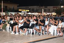 kemer belediyesi cumhuriyet orkestrasi sahne aldi