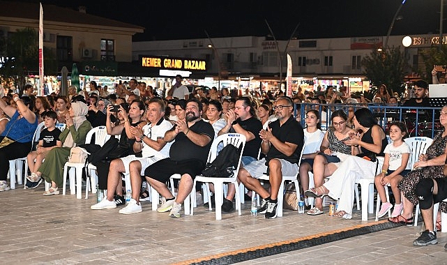 Kemer Belediyesi Cumhuriyet Orkestrası sahne aldı 1 kemer belediyesi cumhuriyet orkestrasi sahne aldi