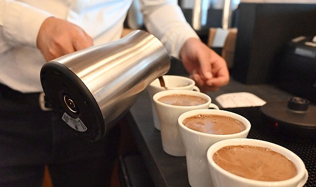 Kemer’de Kahve Dünyası’nın yeni şubesi açıldı 1 kemerde kahve dunyasinin yeni subesi acildi