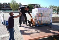 kirtasiye malzemelerinin dagitimi devam ediyor