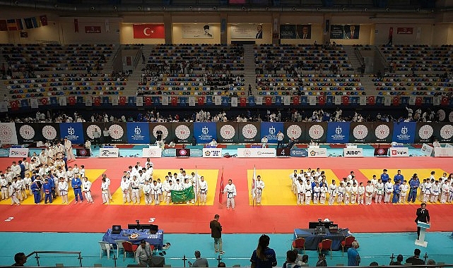 kocaelide sporun her bransina guclu destek
