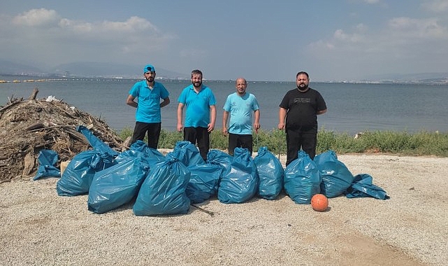 Kocaeli’nin kıyı şeritleri 10 ton atıktan arındırıldı 1 kocaelinin kiyi seritleri 10 ton atiktan arindirildi
