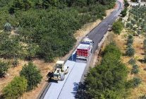 manisa buyuksehirden gordes ilcesine 14 kilometrelik asfalt calismasi