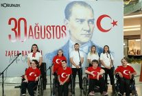 ozel ogrencilerden 30 agustos zafer bayrami konseri