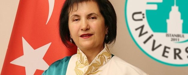rektor prof dr nazife gungor mezuna kalmak yerine universite yolculuguna baslayin