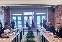 rosatom genel muduru aleksey likhachev ile misir elektrik ve yenilenebilir enerji bakani mahmud esmat el dabaa ngsnin insasindaki son durumu gorustu