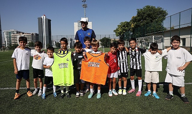 Sahada son düdük çaldı 1 sahada son duduk caldi