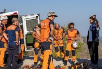 sarp yamaclardan 2 ton atik toplandi