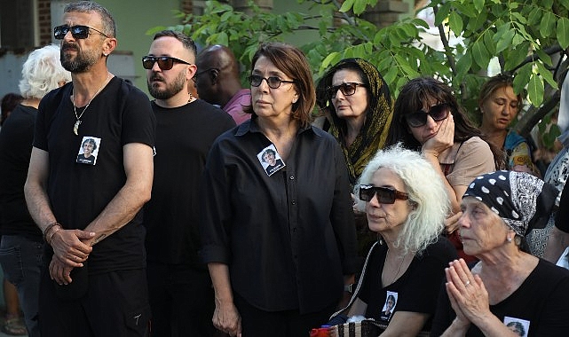 sehir tiyatrolari sanatcilari eftal gulbudaki son yolculuguna balikesirde ugurladilar
