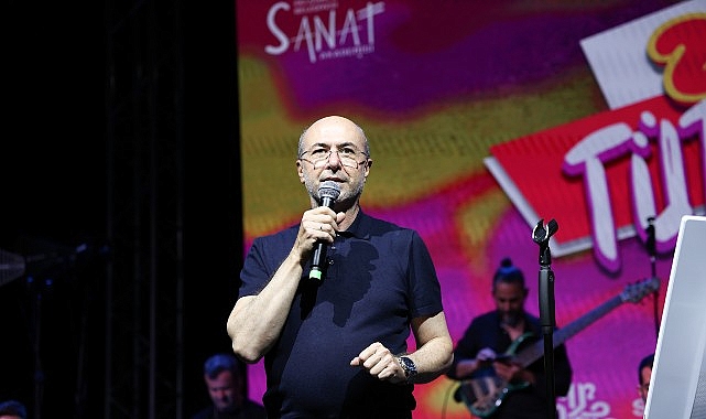 Selçuklu Belediyesi Sanat Akademisi'nden Unutulmaz 2000'ler Türkçe Pop Konseri 1 selcuklu belediyesi sanat akademisinden unutulmaz 2000ler turkce pop konseri