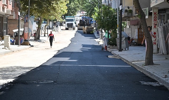 Soma Turgutalp Mahallesi Tarihinde İlk Kez Sıcak Asfaltla Buluşuyor 1 soma turgutalp mahallesi tarihinde ilk kez sicak asfaltla bulusuyor