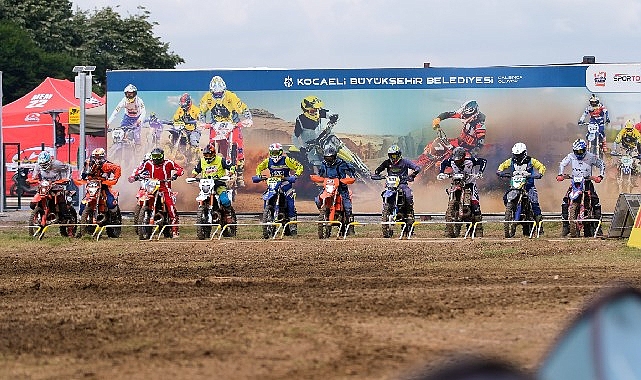 super enduroda kupalar sahiplerini buldu