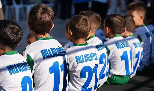 Urla'da çocuklar yaz atölyeleriyle hem eğlendi hem öğrendi 1 urlada cocuklar yaz atolyeleriyle hem eglendi hem ogrendi