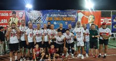 11 asdd efsaneler futbol ayak tenisi turnuvasi sona erdi