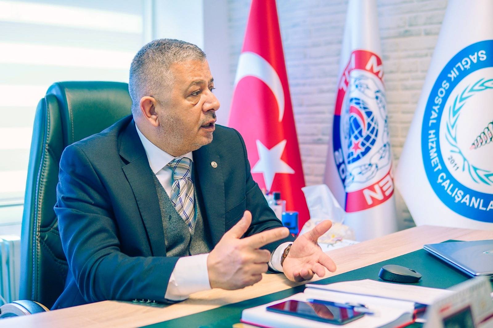 Demokratik Sağlık-Sen Genel Başkanı Togan Demircan sağlık çalışanlarının sorunları ve