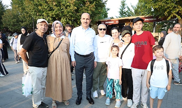 baskan altay ailenin butun fertleriyle birlikte herkesi konya gastronomi festivaline bekliyoruz