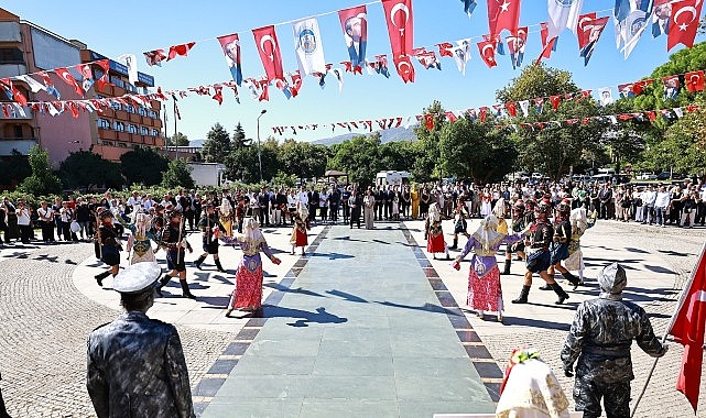 baskan filiz ceritoglu sengel kurtulusumuzun mirasi cumhuriyettir