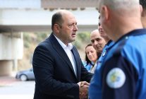 baskan yildiz zabita personeliyle yemekte bulustu