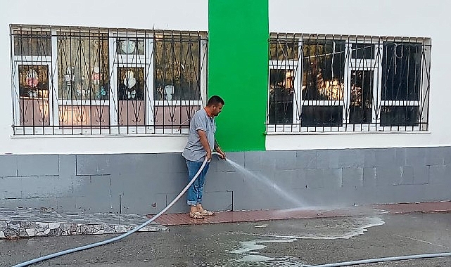 burhaniye belediyesi okullari yeni egitim yilina hazirladi