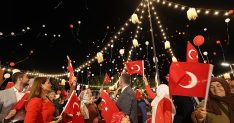 buyukakin bu ruhu hic kaybetmeyecegiz