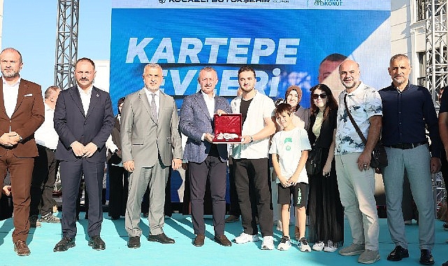 buyuksehir 144 aileyi daha ev sahibi yapti