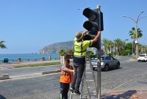 buyuksehirden sinyalizasyonlar ve trafik uyari levhalarina genel bakim