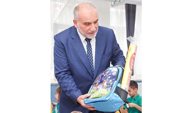 canik belediyesinden aile butcesine dev destek ilkokul 1 sinifa baslayan tum ogrencilere canta ve kirtasiye seti belediyemizden hediye