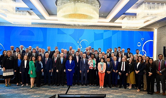 cop 31 ozel elcisi baskan altay bakan kurumun baskanliginda duzenlenen okyanus ve denizler mavi diyalog programina katildi