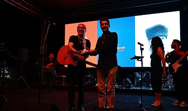 efest 2026 ikinci gununde kultur sanat ve yetenek dolu bir gun