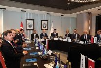 halkbank ucuncu halka arz icin yatirimcilarla bulustu