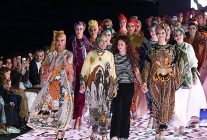 imannoor moda resitali istanbulu salladi