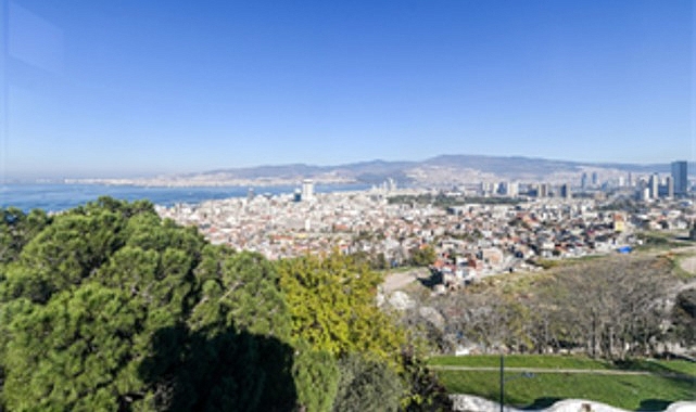 izmirin dijital rehberi yenilendi