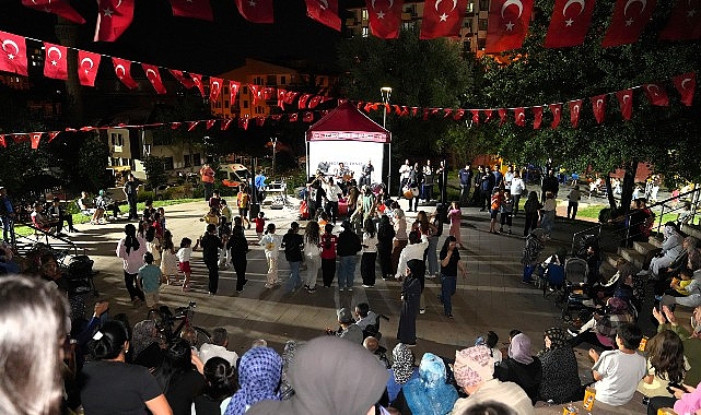keciorende park konseri coskusu devam ediyor