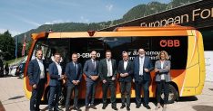 obb alpbachta otonom otokar e centro ile yolcu tasimaya basladi