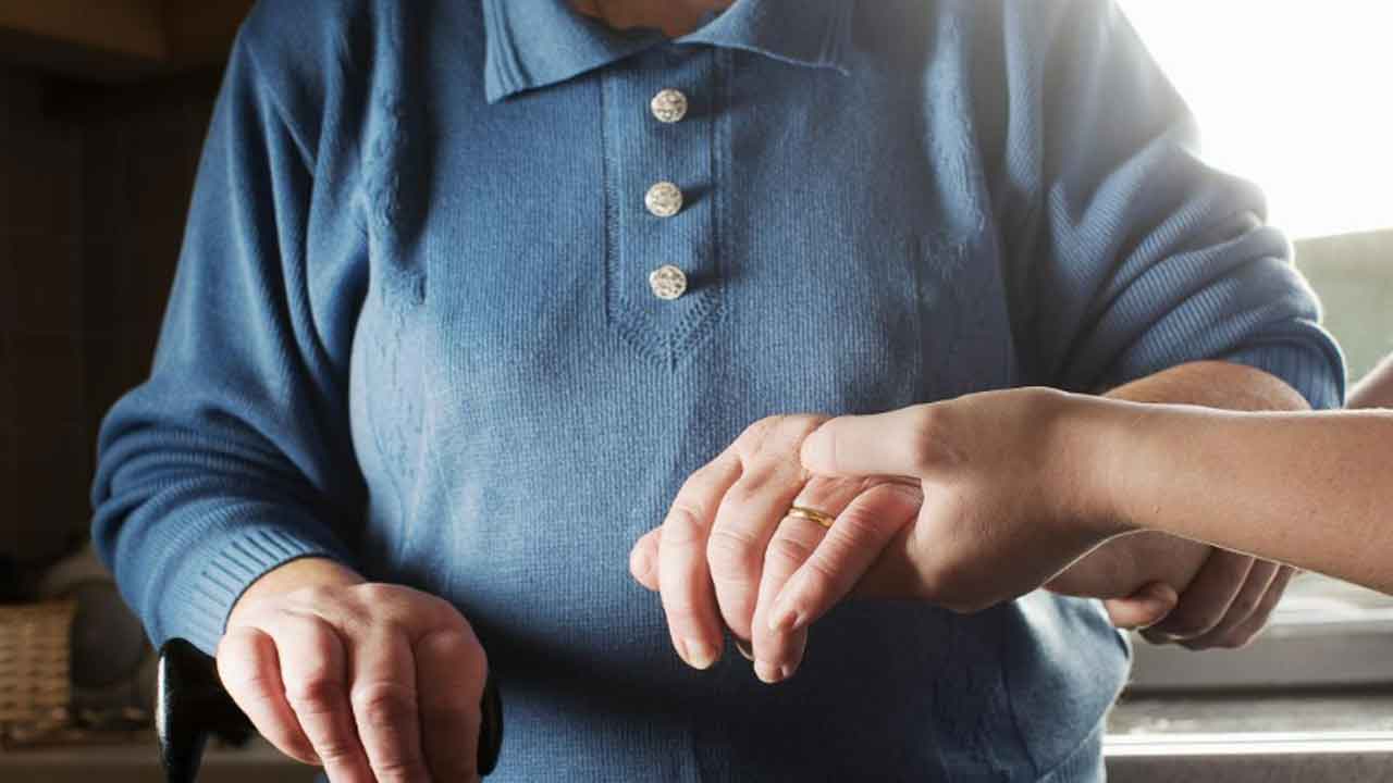 Uzmanlardan yaşlılık dönemine ilişkin uyarı: Destek verirken sınırlar korunmalı 1