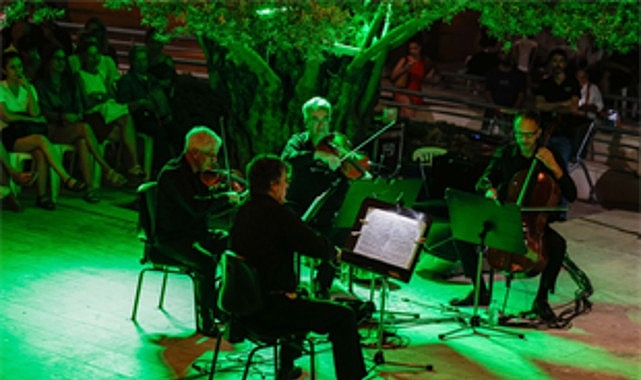 Zeytin Altında konserleri, Somogyi Quartet’i ağırladı 1 zeytin altinda konserleri somogyi quarteti agirladi